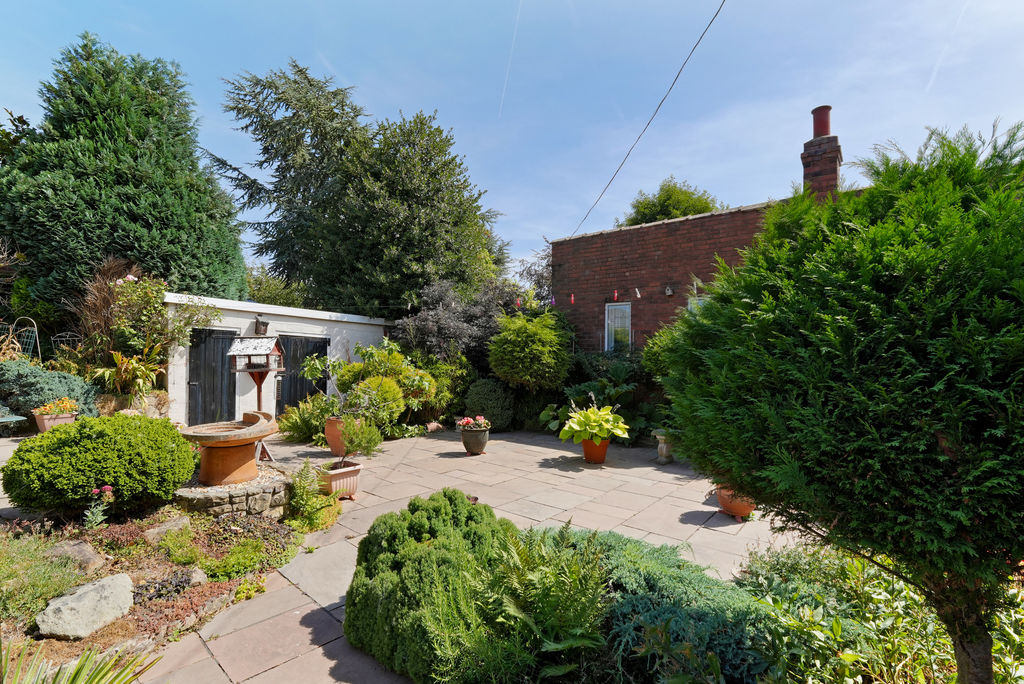 Mansfield Road Creswell